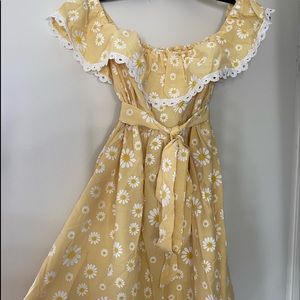Yellow dress with flowers